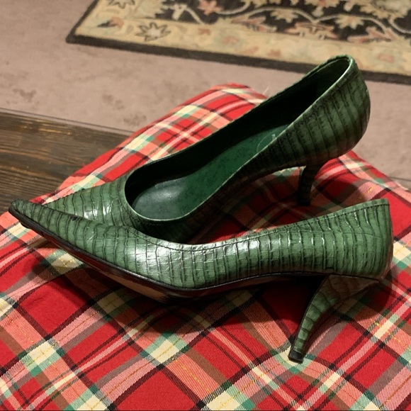 Miu Miu Shoes - Sz 37.5 Designer MIU MIU Made in Italy Python Heels Pumps